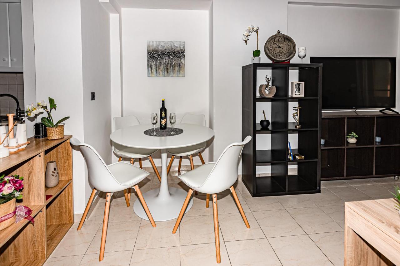 Koum Kapi Mare Seaside Cozy Apartment Chrissi Akti Chania Exterior foto
